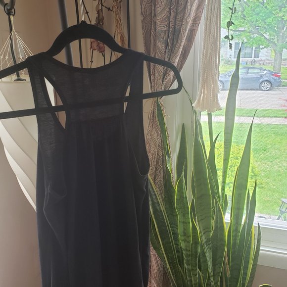 🍾 Tank - Picture 2 of 3